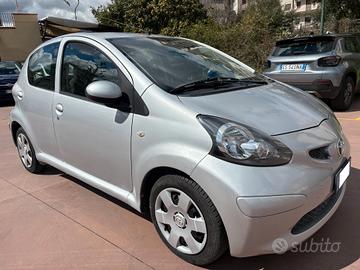 TOYOTA AYGO 998 CLIMA 5 PORTE