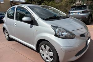 TOYOTA AYGO 998 CLIMA 5 PORTE