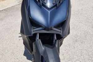 X-MAX 300