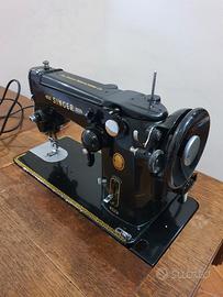 macchina da cucire Singer con mobiletto 