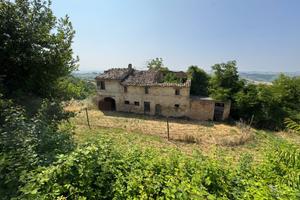 Casa Colonica con Terreno - Ponzano di Fermo