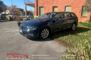Volkswagen Passat Variant 2.0 tdi Executive 150cv