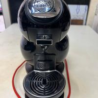 Macchinetta nescafè DOLCE GUSTO de longhi.