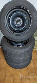 Pneumatici Norauto estivi 185/65 R15H con cerchi