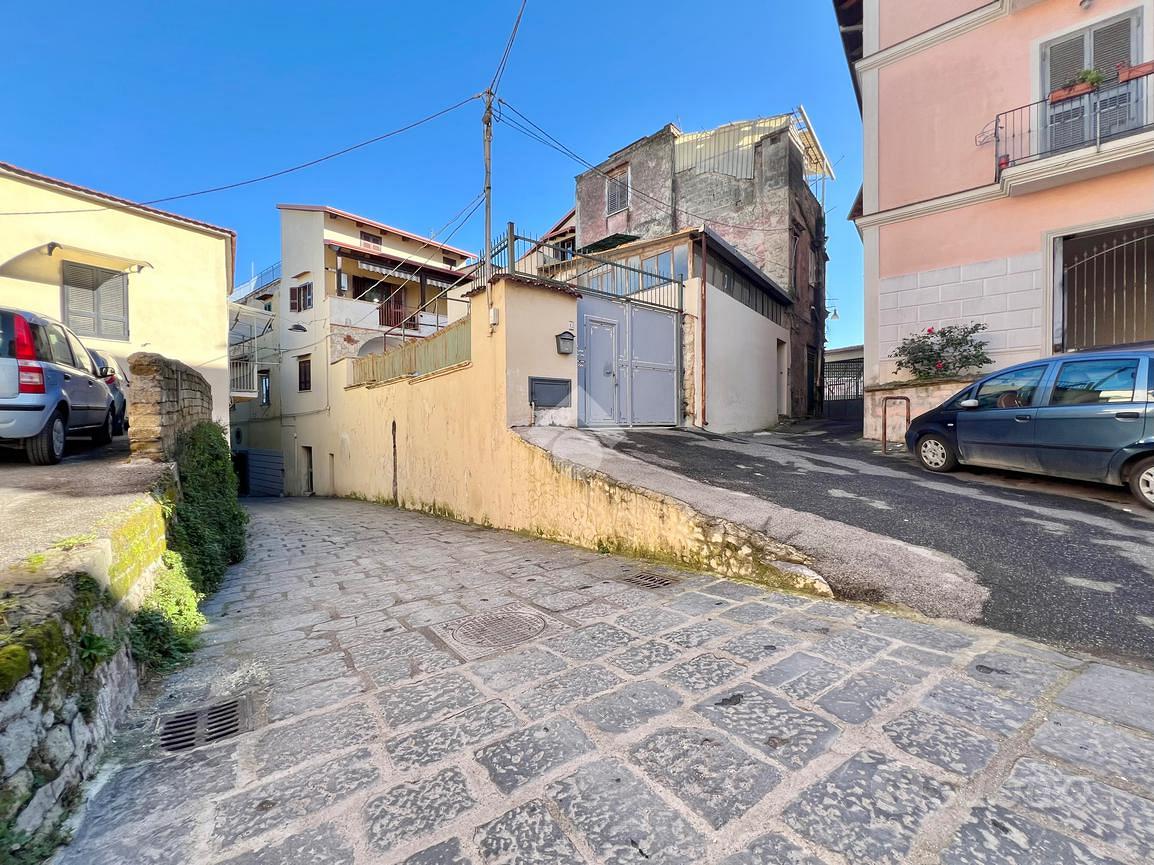 Apartament me 3 dhoma, 70 m²