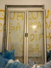 Porte scorrevoli e una Finesta in Pvc