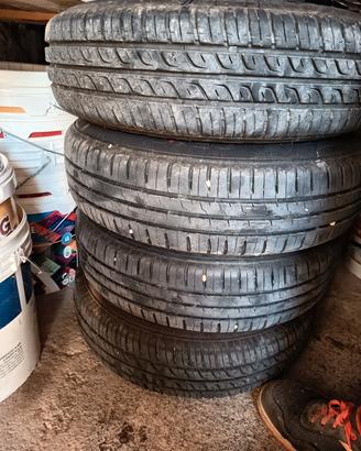 Gomme e Cerchi Panda 169