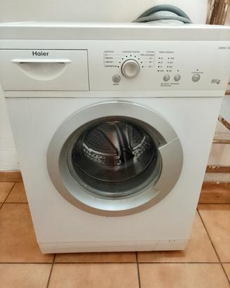 LAVATRICE HEIER HW50-1010 90€