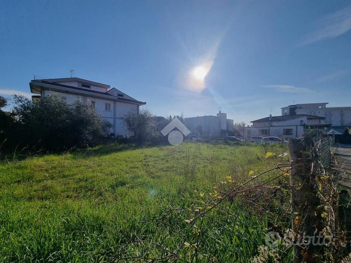 TER. RESIDENZIALE A CASTELLALTO - Vista 3
