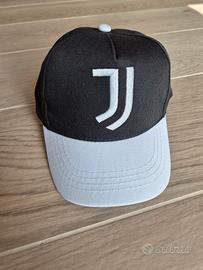 Cappellino Juventus Bimbo Regolabile  Nero/Bianco 