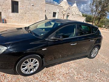 Macchina lancia delta