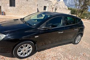 Macchina lancia delta