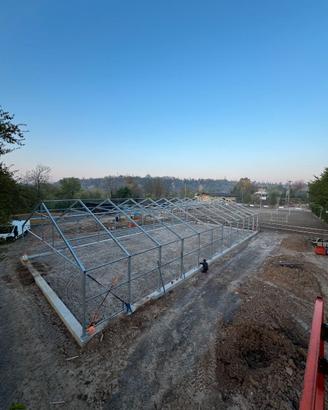 TENSOSTRUTTURA - MANEGGIO -  BARCHE - CAMPER -