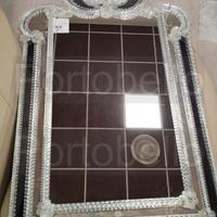 Codice: 8696 SPECCHIERA RETTANGOLARE CON CORNICE