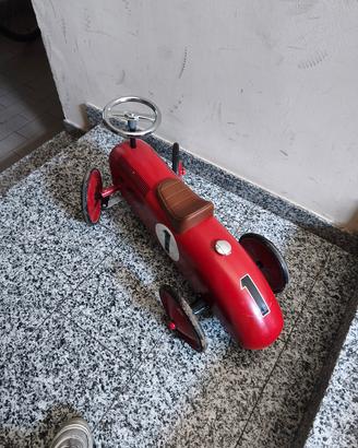 Macchina Ferrari d'epoca 