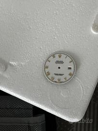 Quadrante Rolex con numeri in oro