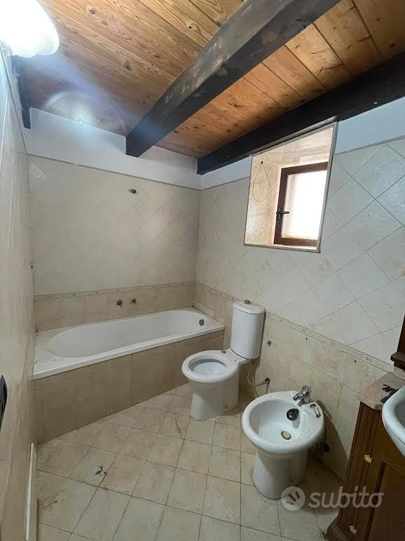 Grazioso trilocale zona santuario - Vista 6
