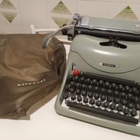 macchina da scrivere Olivetti Lexikon 80