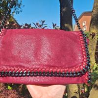 Borsa / Pochette di colore bordeaux / viola lucido