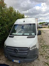 Mercedes Sprinter