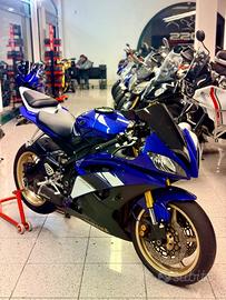 YAMAHA YZF R6 2014 ACCESSORIATA FINANZIABILE