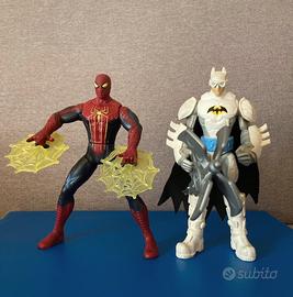 Spiderman e Batman Arctic action figure