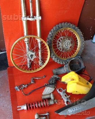Suzuki rm 125 del 2000 ricambi rm125 rm 250