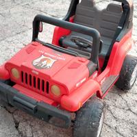 macchina per bambini Jeep peg perego