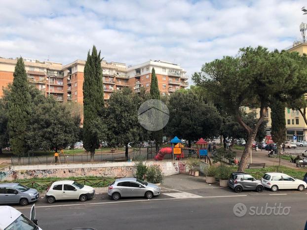 Camera singola libera da subito - ad metro a