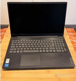 Lenovo V15 G3 IAP 82TT - i3-1215u