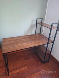 Scrivania con mensole laterali reversibili