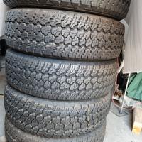 gomme Godyear 245/75/17 