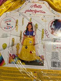 Vestito di carnevale biancaneve
