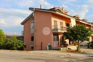 4 LOCALI A PRIGNANO CILENTO