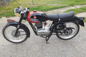 Gilera 150 sport