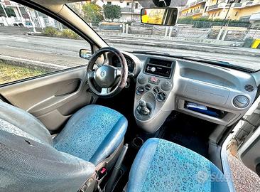 Panda van 1.1 con gancio traino
