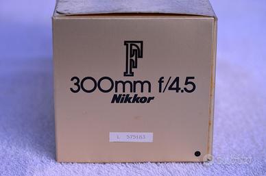 obbiettivo nikon 300/4,5