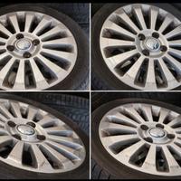 Cerchi in lega originali Ford Fiesta 16" 