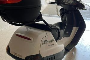 Scooter Piaggio Hexagon 180