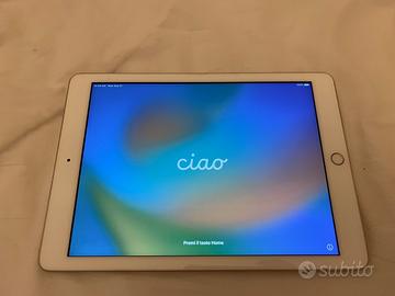 iPad 5a Gen Oro (2017) Wi-Fi - Modello A1822