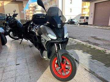 Aprilia SR GT 125-2022