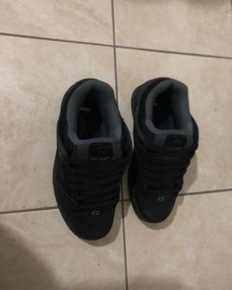 Scarpe Globe Fusion nere
