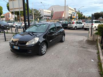RENAULT CLIO PERFETTA A POCO PREZZO 