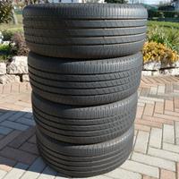 gomme estive Bridgestone 215\55\18 al 85%