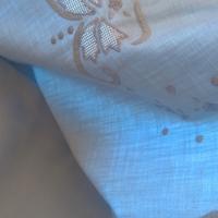 lenzuolo ricamato a mano