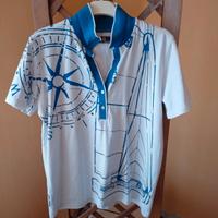 Polo a maniche corte blu e bianca 