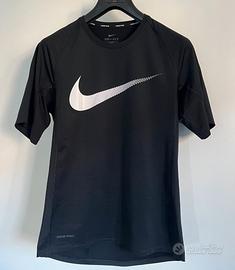 Nike Pro t-shirt uomo colore nero