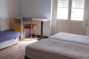 Camera a ragazza lavoratrice in Cosenza centro