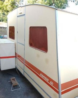 Carrello caravan