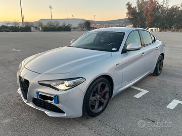 Giulia Sprint 2.2 190cv AT8 Q2 - Pack Performance